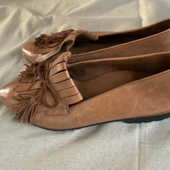 Paul Green Ladies Patina Leather Shoes tassel weejun Size 5 Beautiful Dressy