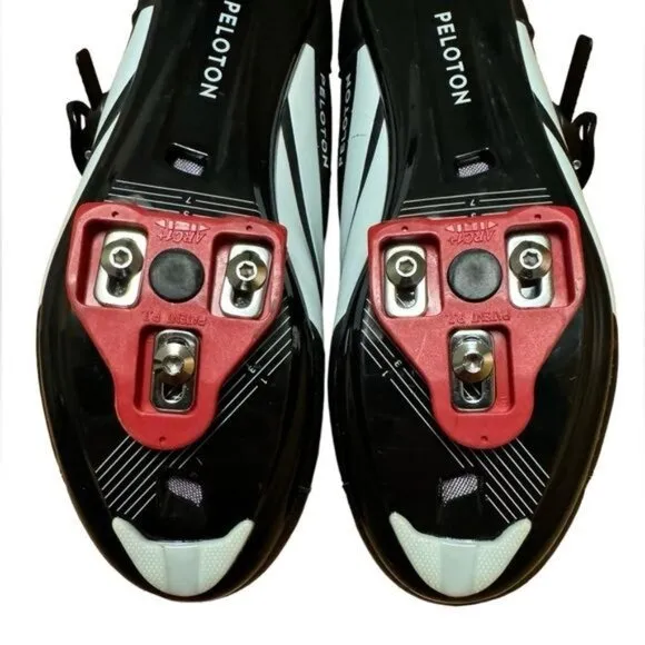 PELOTON Black Cycling Shoes Size 41 EUC