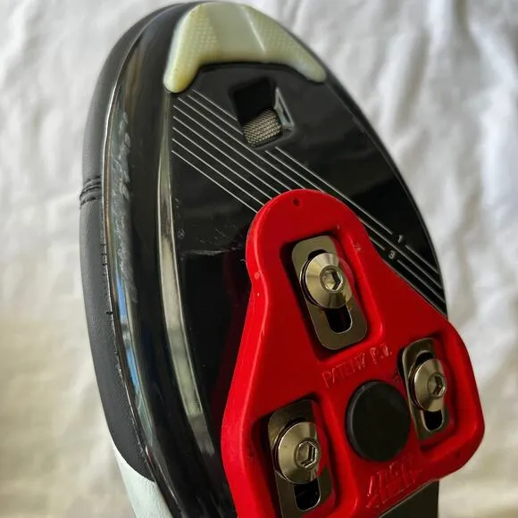 Peloton Men's Indoor Cycling Shoes With Cleats Black/White/Red Size EU 43/US 10
