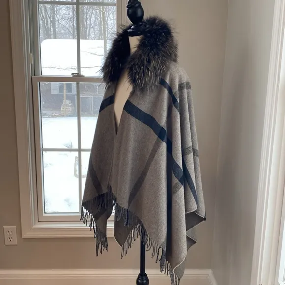 Pinko Zampone shawl wool rabbit black gray plaid quiet luxury