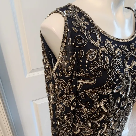 Pisarro Nights size 8 blue with beads design evening dress