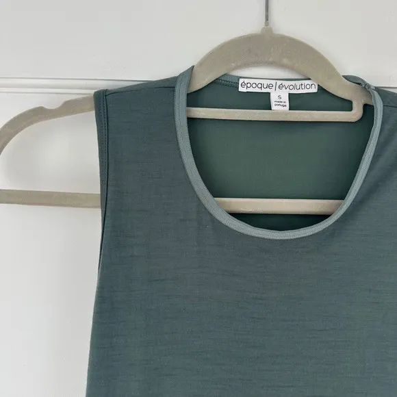 Époque Évolution Nonstop Tee Dress Merino Wool Sleeveless Cutout Back S Green