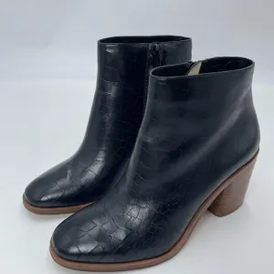 POUR LA VICTOIRE Black Crocs Ankle Boots