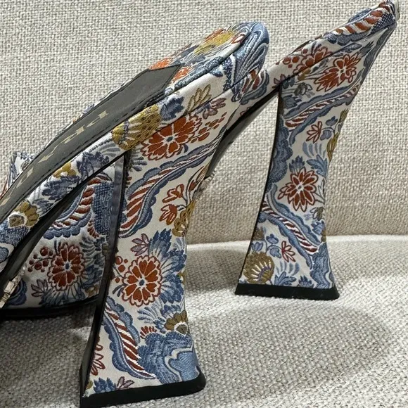 Prada Blue and Orange Mules with Ornate Floral Print size 39 / US 8