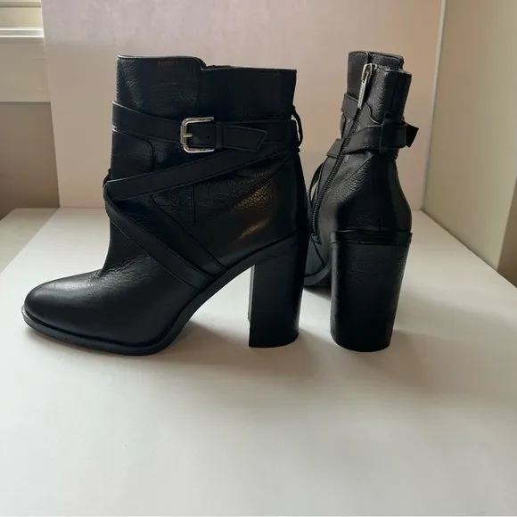 Preloved Vince Camuto Black Ankle Boots Sz 7.5