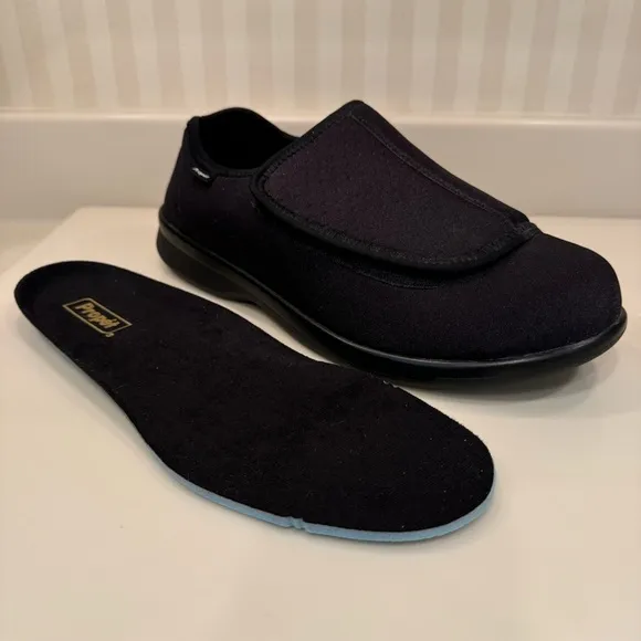 Propet M0202 Cush N Foot Men's Black Casual Shoe Slipper Extra Wide 11 XX (5E)