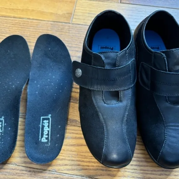 Propet Wide Width Black Leather Orthopaedic Woman Lady Size 9.5W Dress Shoes