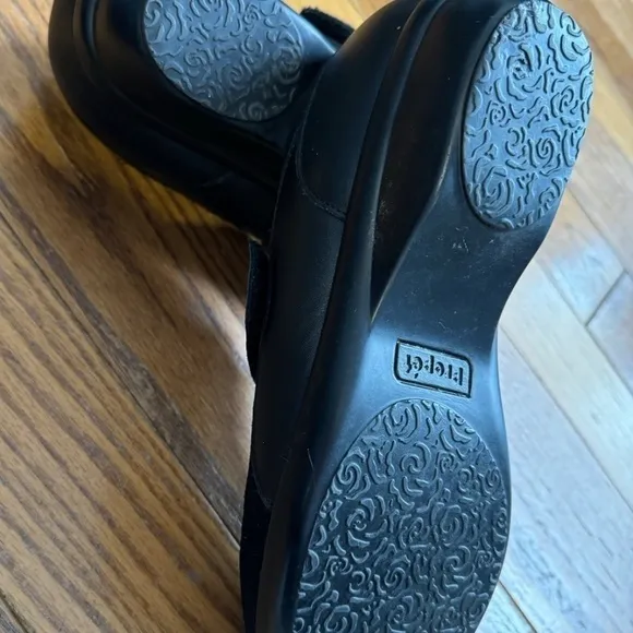 Propet Wide Width Black Leather Orthopaedic Woman Lady Size 9.5W Dress Shoes