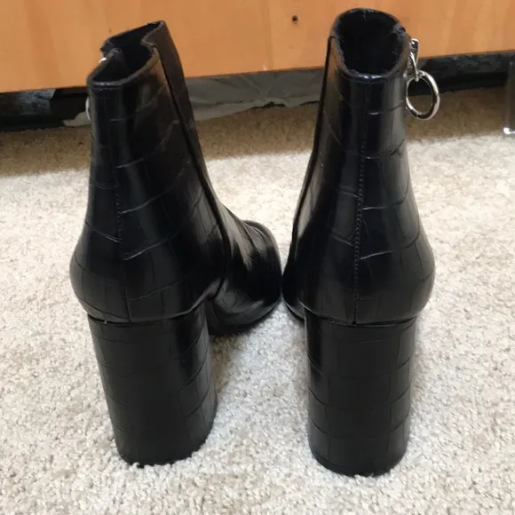 PULL &amp; BEAR black EU Size 38 black ankle boots