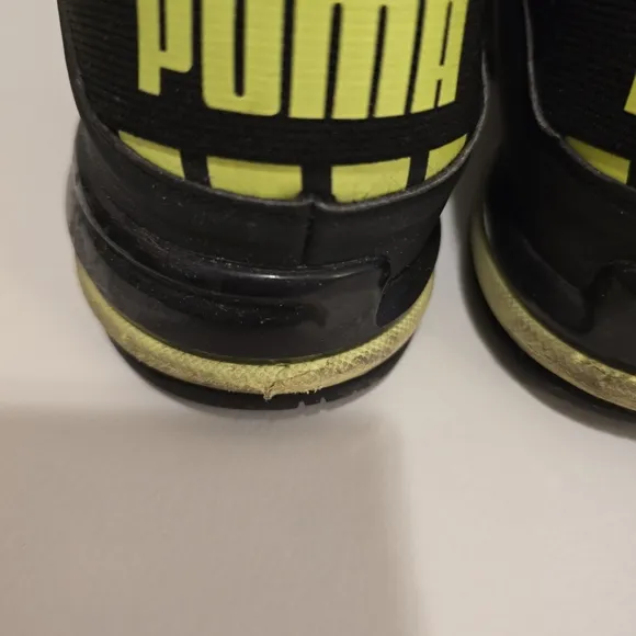 PUMA Black Neon Yellow Sneakers Gym Shoes Athletic Wear Running Size 7 Tennies