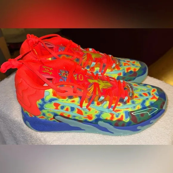 Puma Red and Yellow Athletic Shoes Vibrant Design
