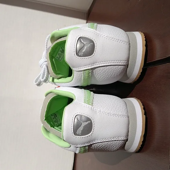 Puma Roma White Sneakers Tennis Shoes