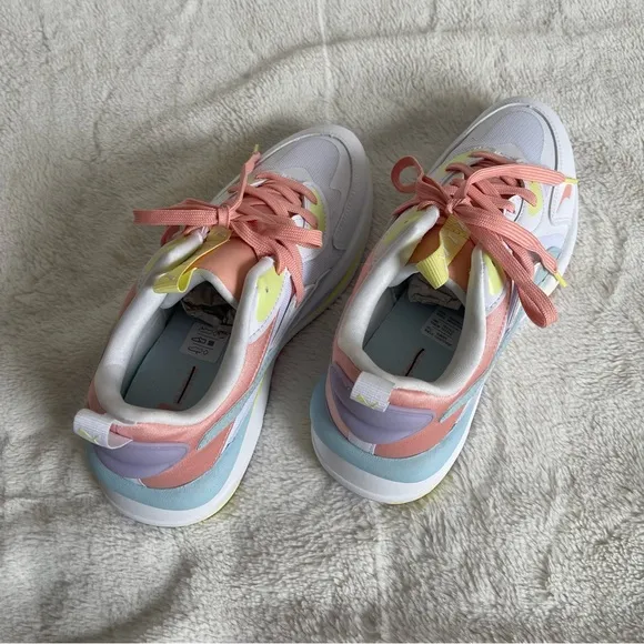 Puma RS curve white blush