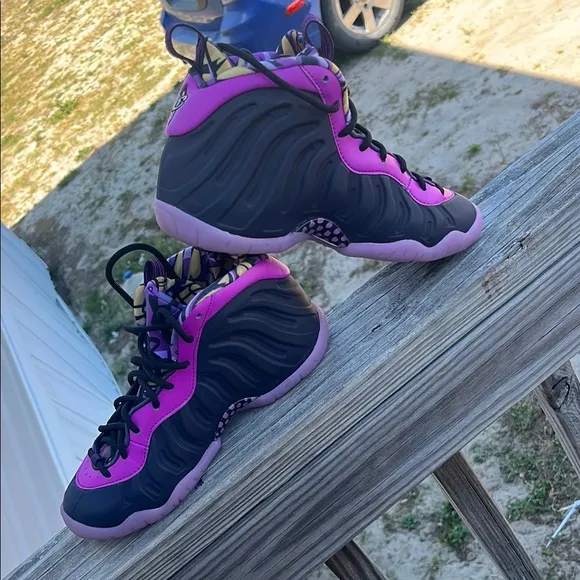 Purple foamposites