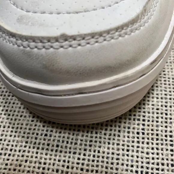Quality shoes (12.5)GDEFY by Gravity Defyer