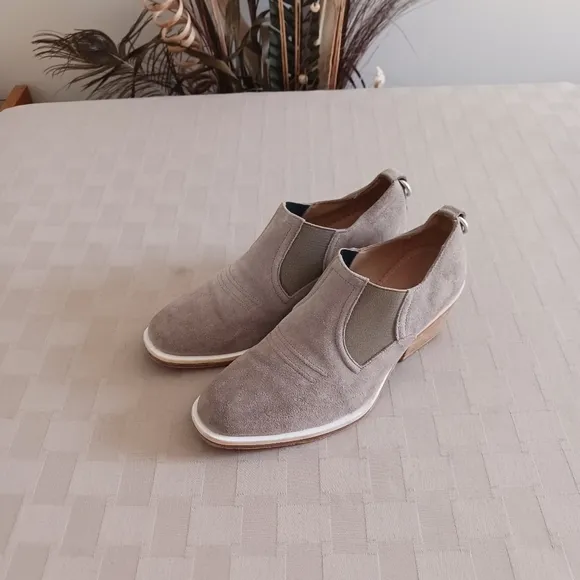 Rag &amp; Bone Suede Finlay Ankle Boots