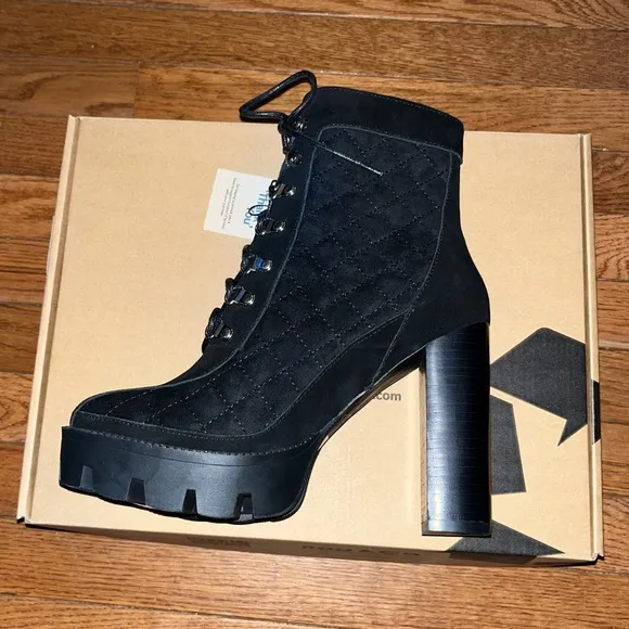 Rag &amp; Co. Black Quilted Yoko Platform Booties Lace Up D-Ring Women’s Size 10