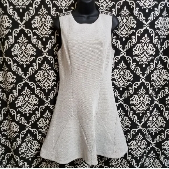 REBECCA TAYLOR SLEEVELESS DRESS SIZE 8 MINIMALIST CAREER NEUTRAL