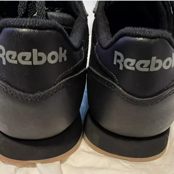 Reebok Classic Men's Black Sneakers Black Gum Size 9