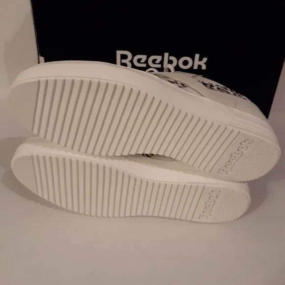 Reebok Tennis Shoes White Silver Leopard Details Size 10
