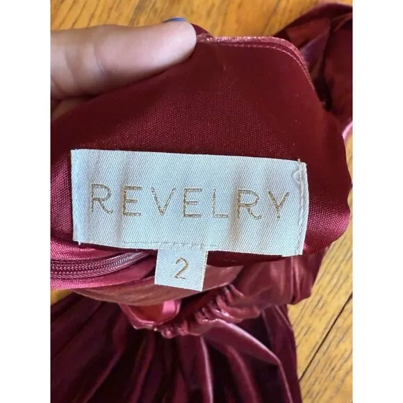 Revelry Dylan Convertible Velvet Dress Burgundy Size 2, luxury, event, wedding