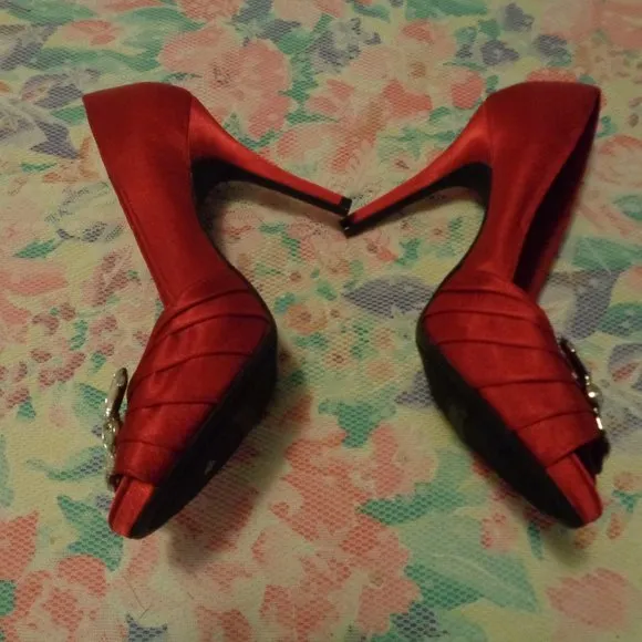 RICH GIRL FIONI NIGHT RED SATIN BEJEWELED HIGH HEELED SHOES 7 &amp; 12