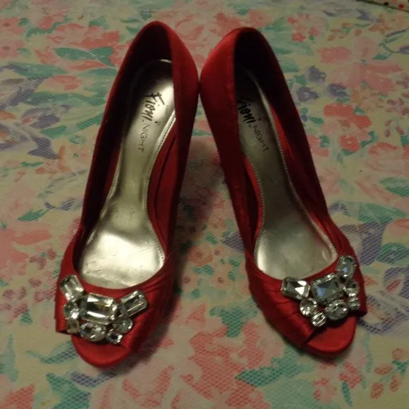 RICH GIRL FIONI NIGHT RED SATIN BEJEWELED HIGH HEELED SHOES 7 &amp; 12