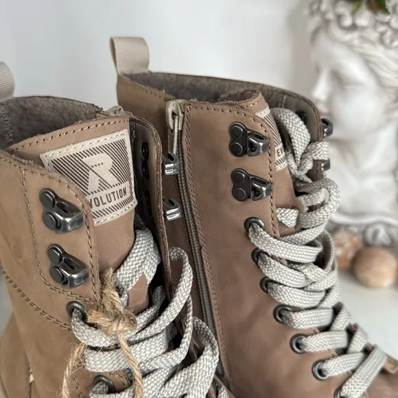 Rieker EVOLUTIONLace-up ankle boots - camel ginger Euro 39/8