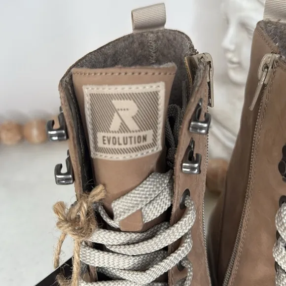 Rieker EVOLUTIONLace-up ankle boots - camel ginger Euro 39/8