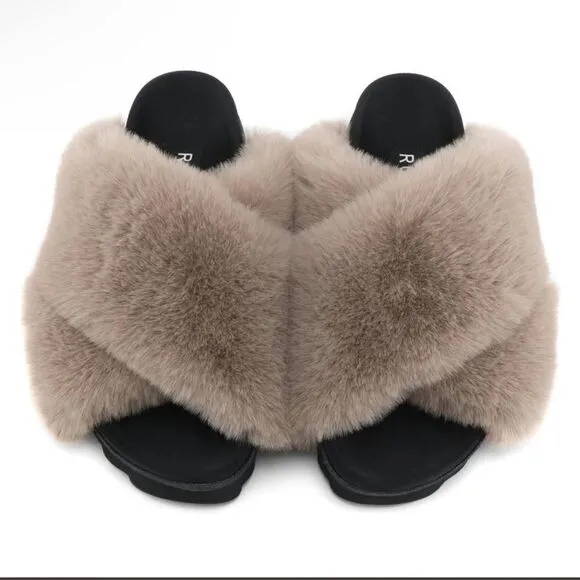 ROAM MINI CLOUD SLIDE IN CHARCOAL NIM size 7/ 37