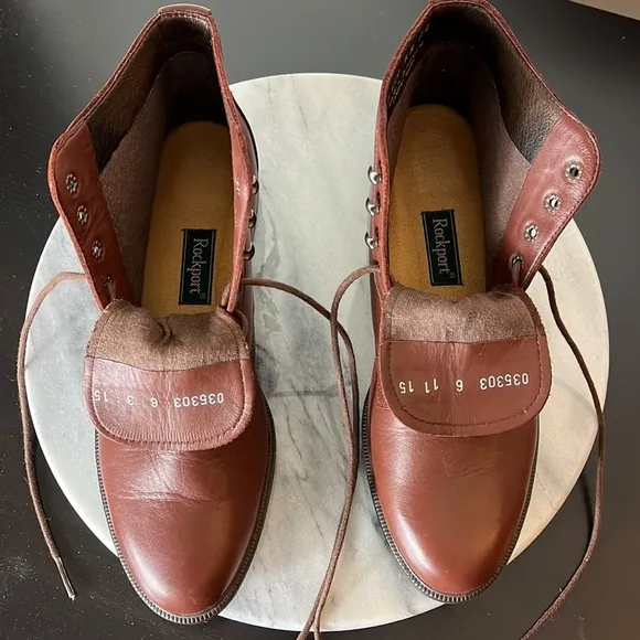 Rockport lace leather ankle boots Sz 6M