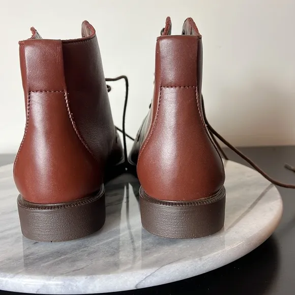 Rockport lace leather ankle boots Sz 6M