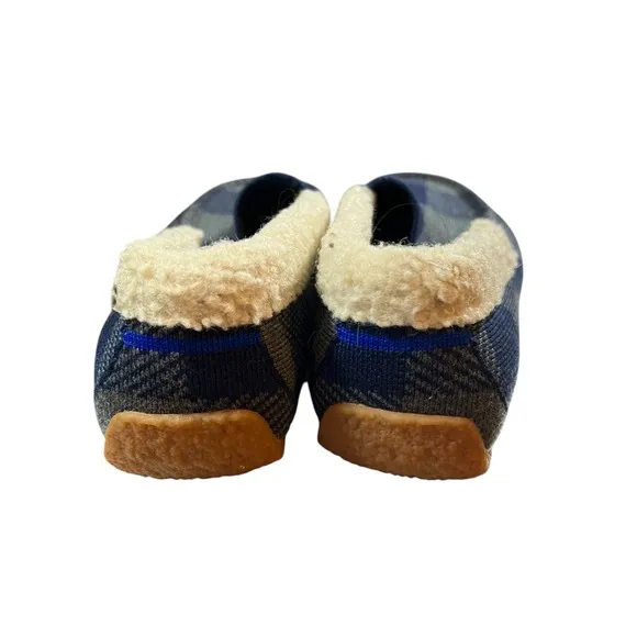 Rothys Slippers Blue Gray Plaid Faux Sherpa Lining Rubber Sole Size 7 Mens