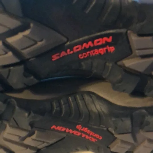 Salomon hiking boots p2681