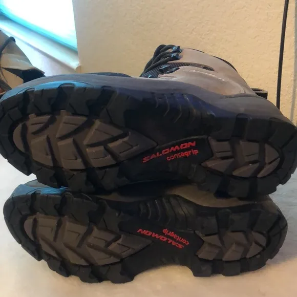 Salomon hiking boots p2681