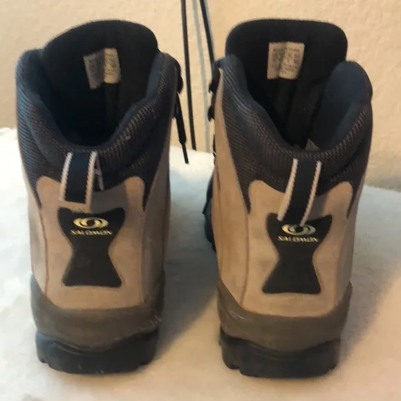Salomon hiking boots p2681