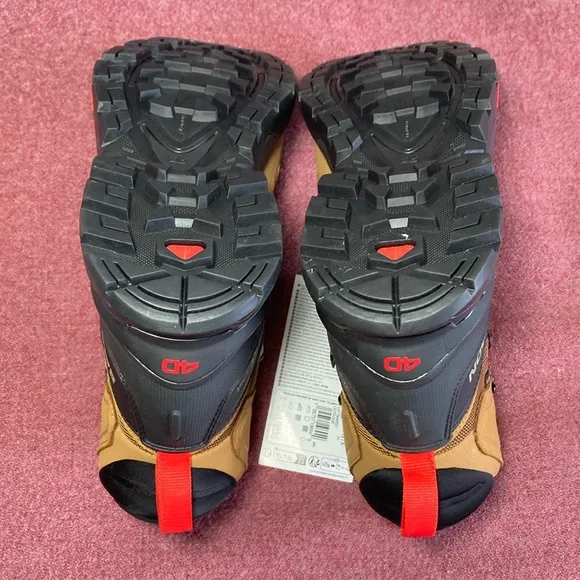 SALOMON Quest 4 GTX -  Like New Condition - Goretex Hiking Shoes Boots