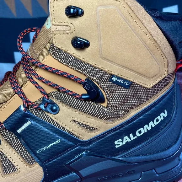 SALOMON Quest 4 GTX -  Like New Condition - Goretex Hiking Shoes Boots