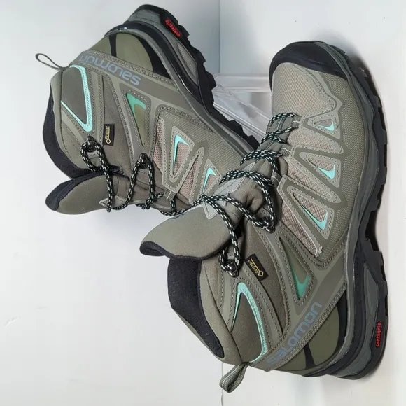 Salomon X Ultra 3 mid Goretex hiking Trail boots womans size 9  EU 41.5