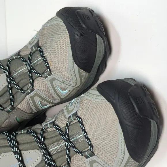 Salomon X Ultra 3 mid Goretex hiking Trail boots womans size 9  EU 41.5