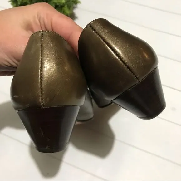 Salvator Ferragamo Bow Metallic Bronze Flats Shoes Women’s Size 6