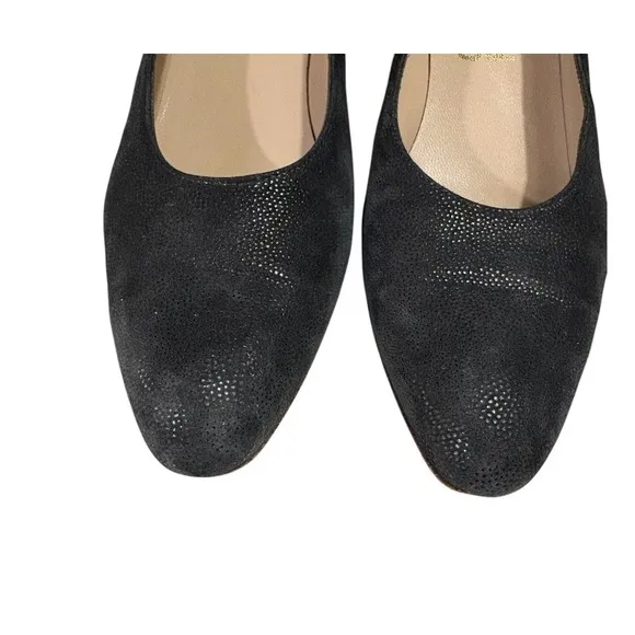 Salvatore Ferragamo Black Leather Pumps Classic Heels Shoes Size 9.5AAAA