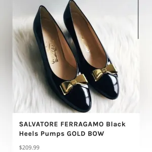 Salvatore Ferragamo Black Patent Leather Dress Shoes Gold Bow sz 7.5 AA GUC