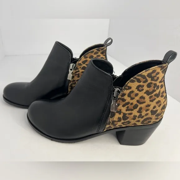 Salvia Bisa Leopard/Black Ankle Booties Boots Size 8-8.5 US / Euro 39