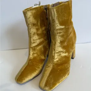 Sam Edelman yellow velvet ankle boots, size 10.