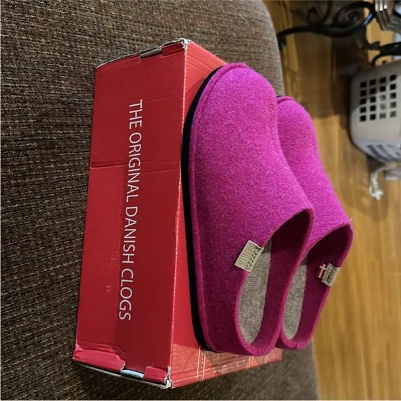 SANITA Lodge Slide Slipper in Fuchsia Size 38 NEW