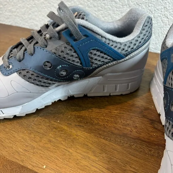 Saucony Running Shoes Low Top Sneakers Athletic Casual Comfort Gray Blue size 10