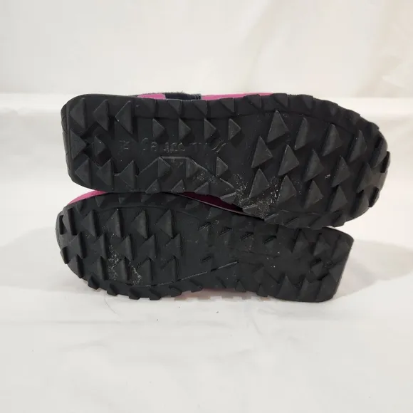 Saucony Shadow Women's Pink and Black Sneakers Size 8