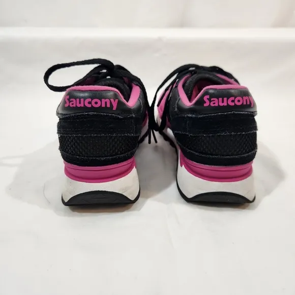 Saucony Shadow Women's Pink and Black Sneakers Size 8