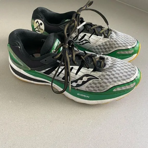 Saucony Special Edition Boston Triumph ISO 2 Green Running Shoes, Size 10.5